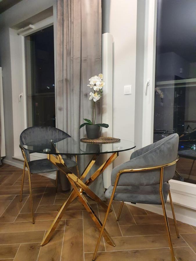15 Pietro Sokolska 30 Towers Apartments - New- Lux- Parking- Sauna- Gym- And Good View From 15Th Floor Катовице Екстериор снимка