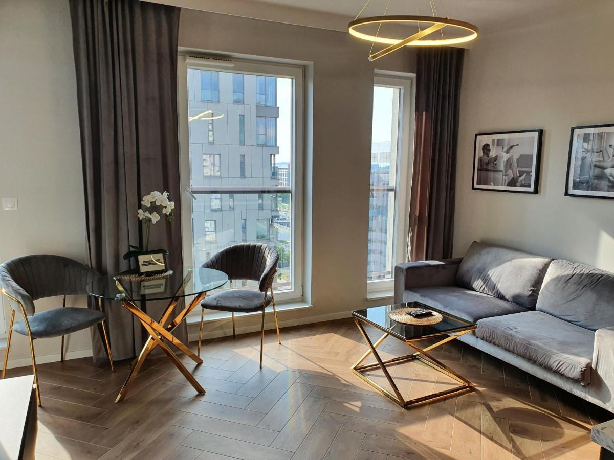 15 Pietro Sokolska 30 Towers Apartments - New- Lux- Parking- Sauna- Gym- And Good View From 15Th Floor Катовице Екстериор снимка